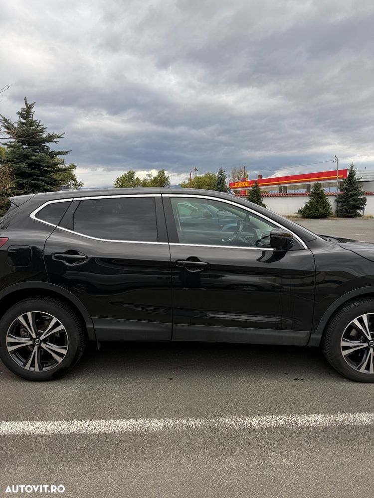 Nissan Qashqai - 2