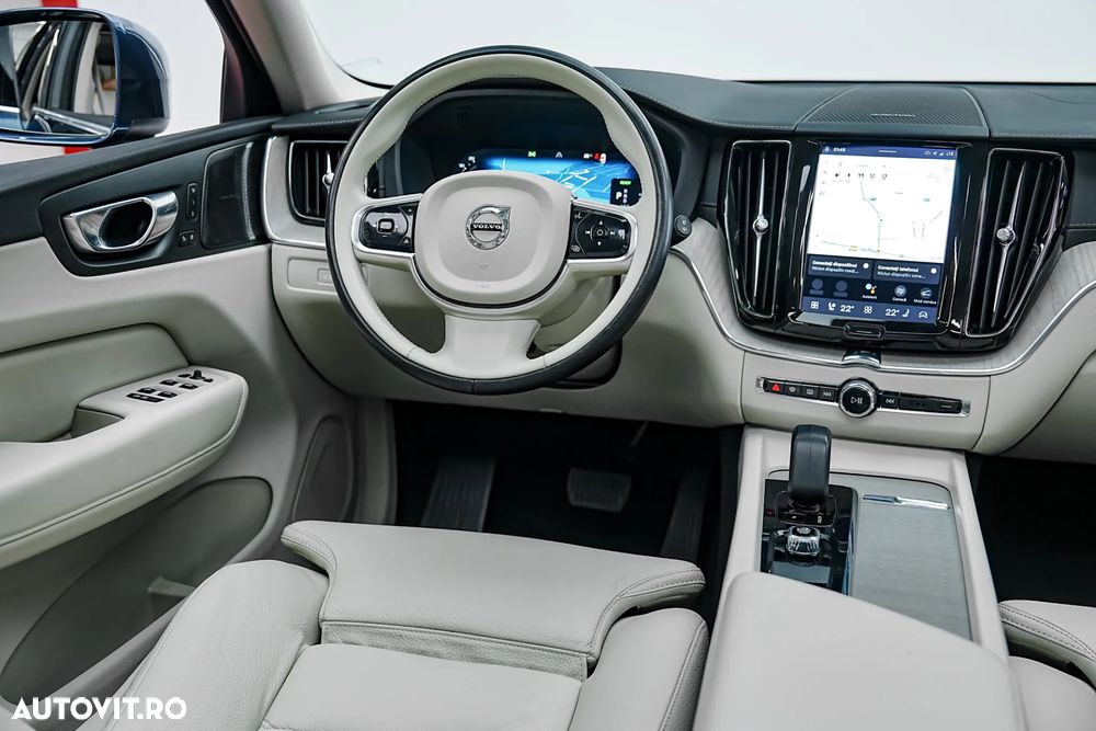 Volvo XC 60 T6 AWD Recharge Geartronic Inscription - 19