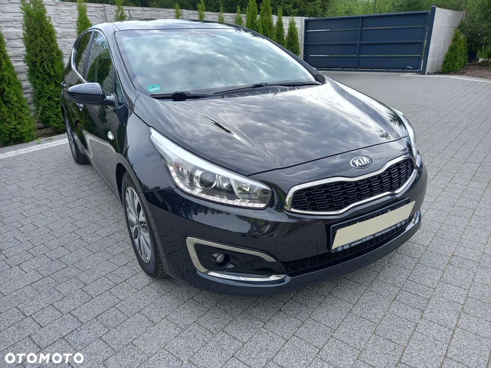 Kia Ceed 1.6 GDI Platinum Edition - 2