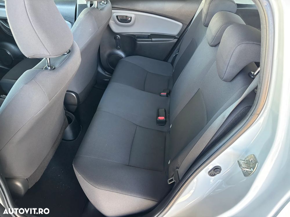 Toyota Yaris 1.0 L VVT-i Terra - 30