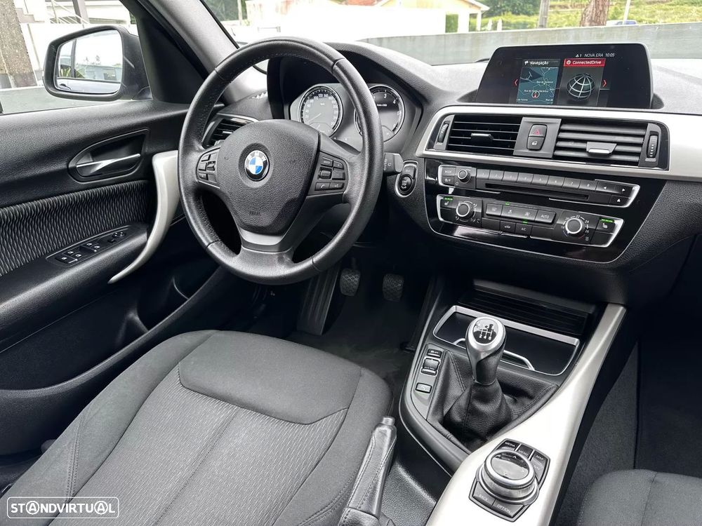 BMW 116 d Sport Line - 27