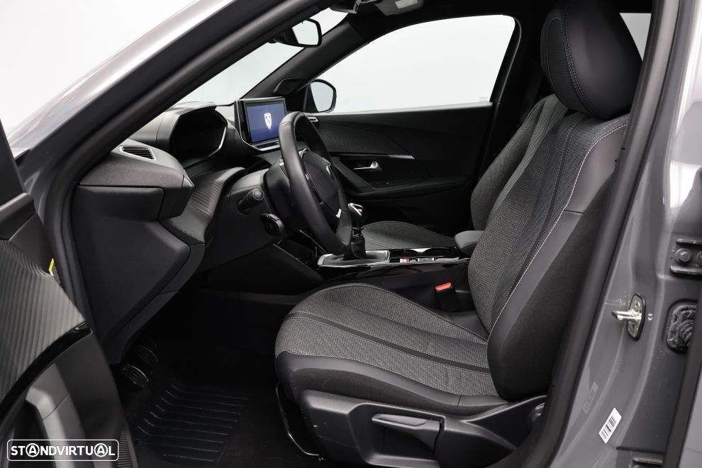 Peugeot 2008 1.2 PureTech Allure - 22