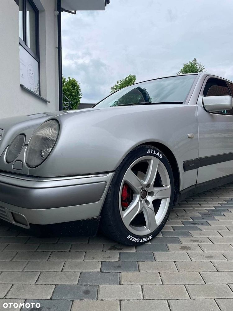 Mercedes-Benz Klasa E 230 Avantgarde - 8
