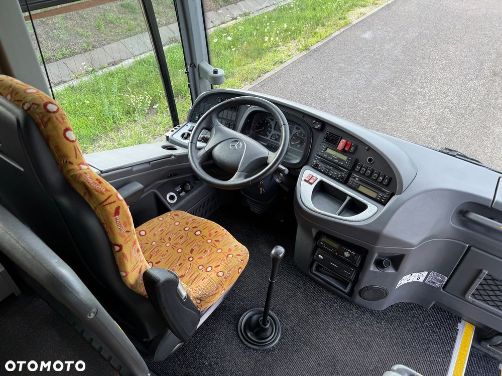 Mercedes-Benz Tourino - 16