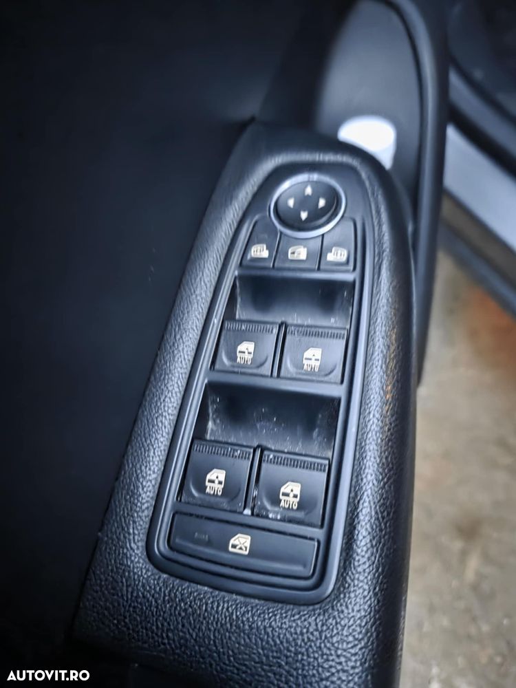 Renault Arkana E-TECH 145 Techno - 11