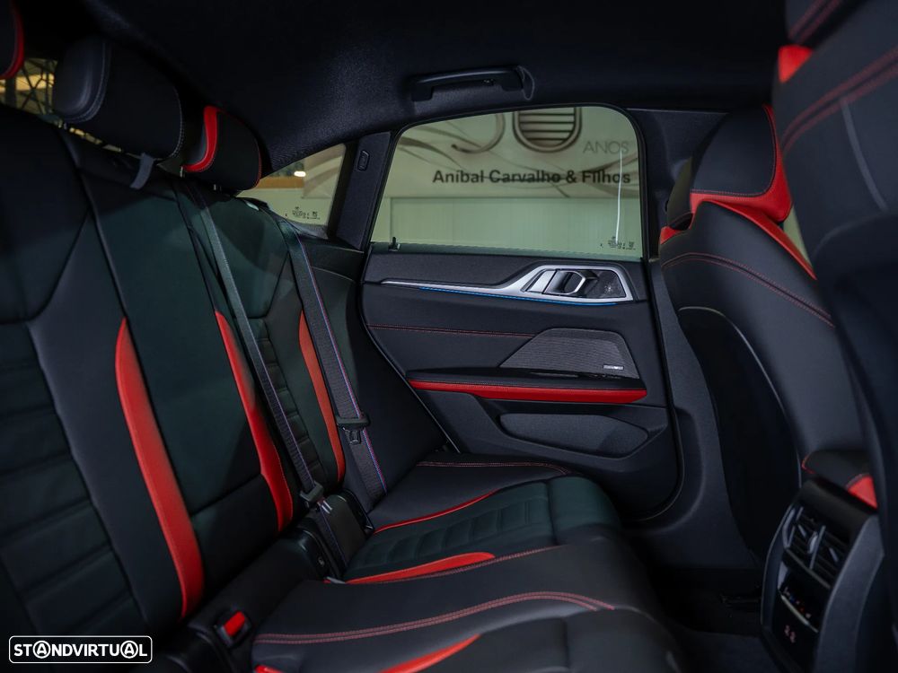 BMW i4 eDrive40 Pack Desportivo M Pro - 27