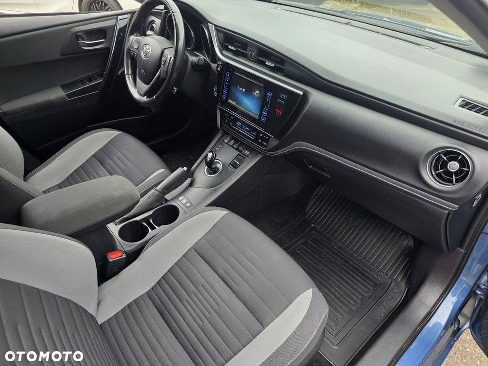Toyota Auris - 31