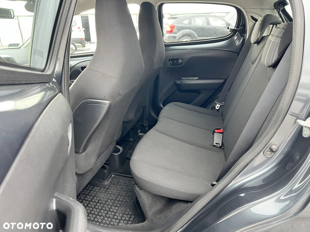 Peugeot 108 - 11