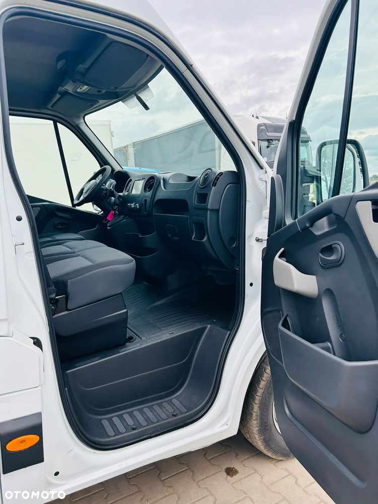 Renault Master - 15