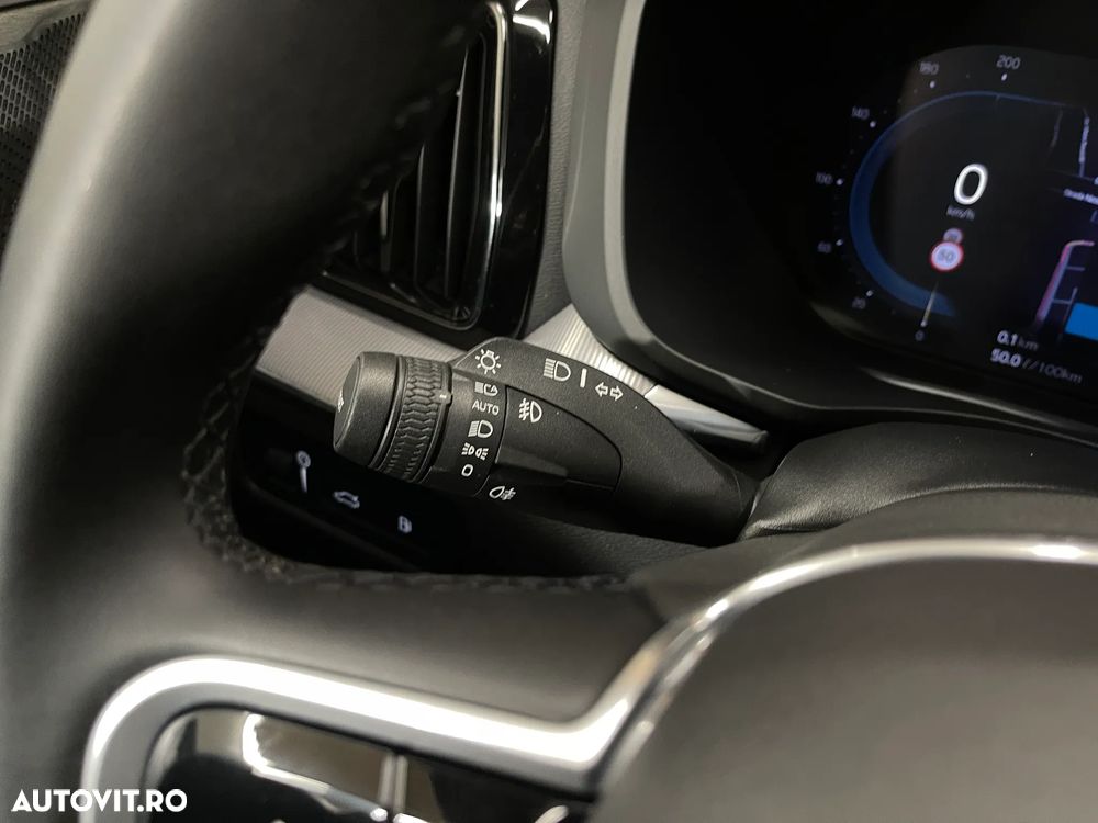 Volvo XC 60 Recharge T8 Twin Engine eAWD R-Design - 25