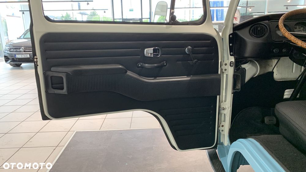 Volkswagen Multivan - 14