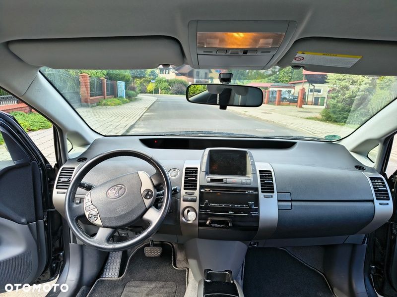 Toyota Prius - 11