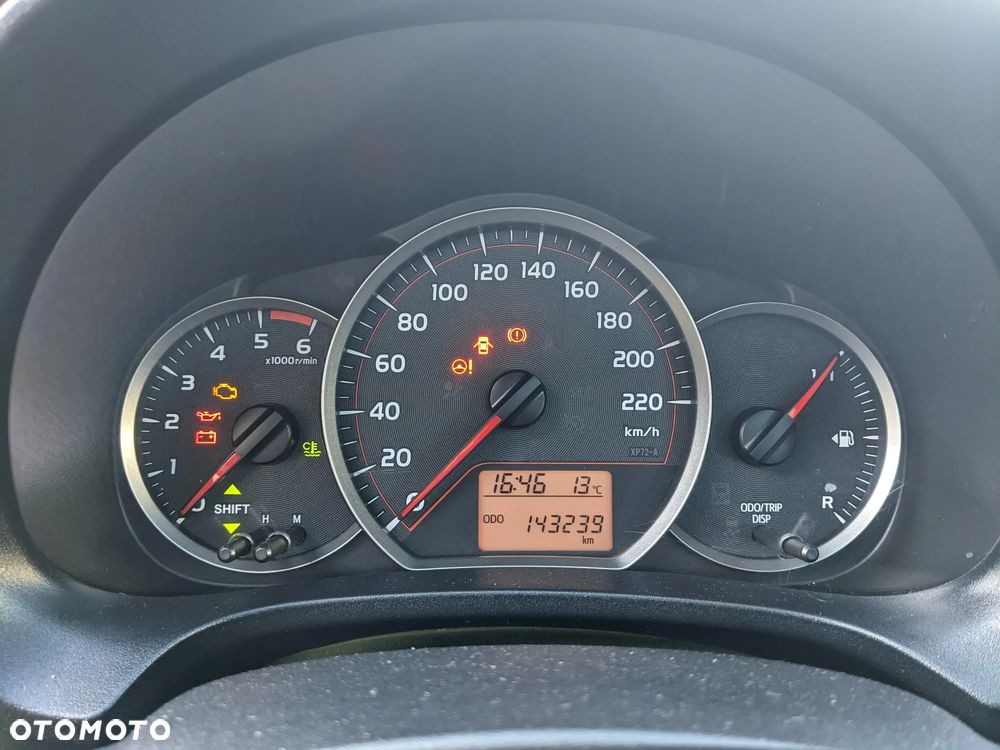 Toyota Yaris 1.4 D-4D Executive - 25