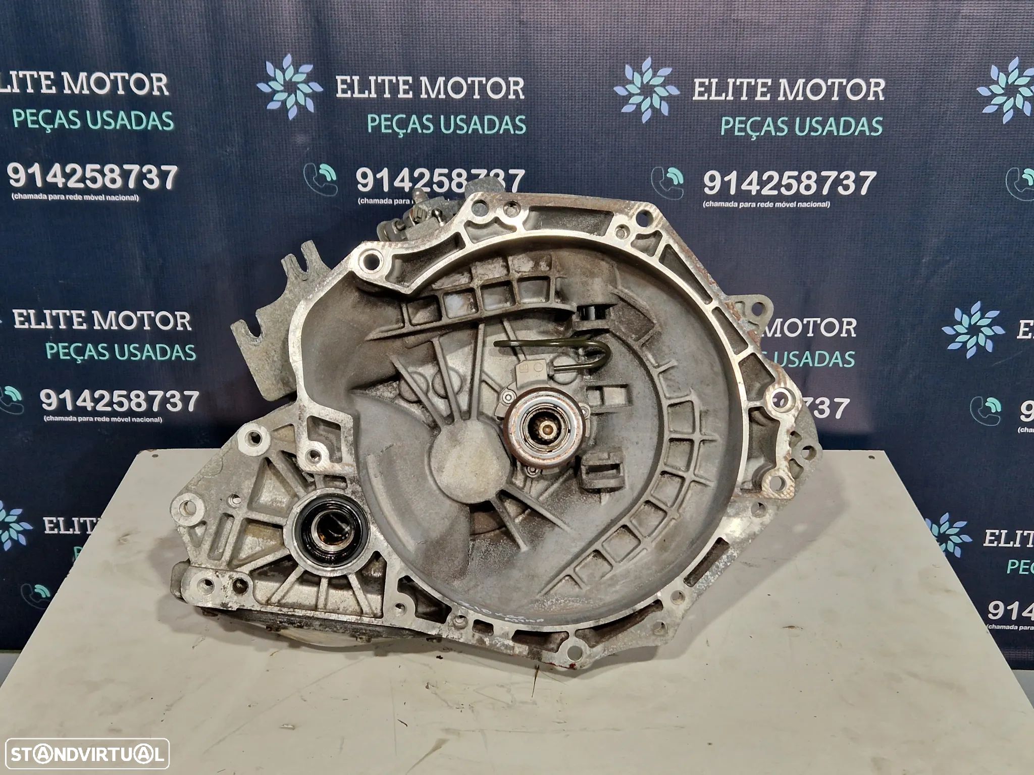 Caixa de 5 velocidades manual 55355489 OPEL ASTRA H 1.8 140CV Z18XER - 1