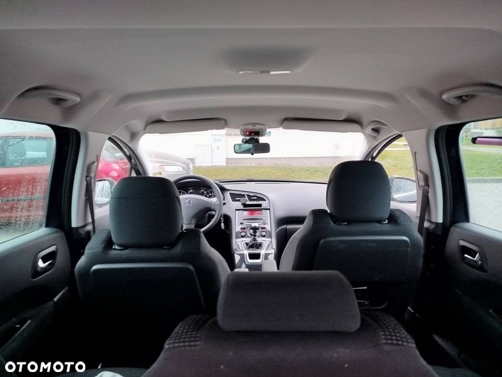 Peugeot 5008 1.6 HDi Premium - 10