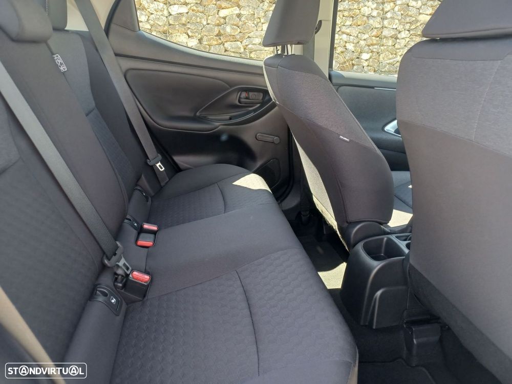 Toyota Yaris 1.0 VVT-i Comfort Plus - 7