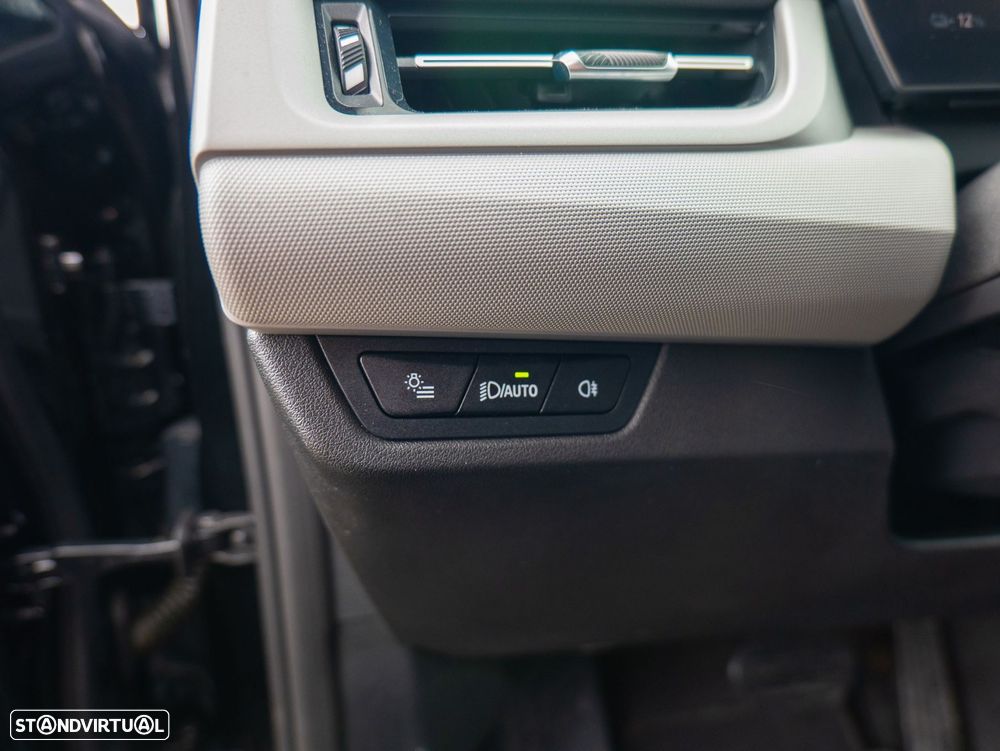 BMW iX1 xDrive30 - 17