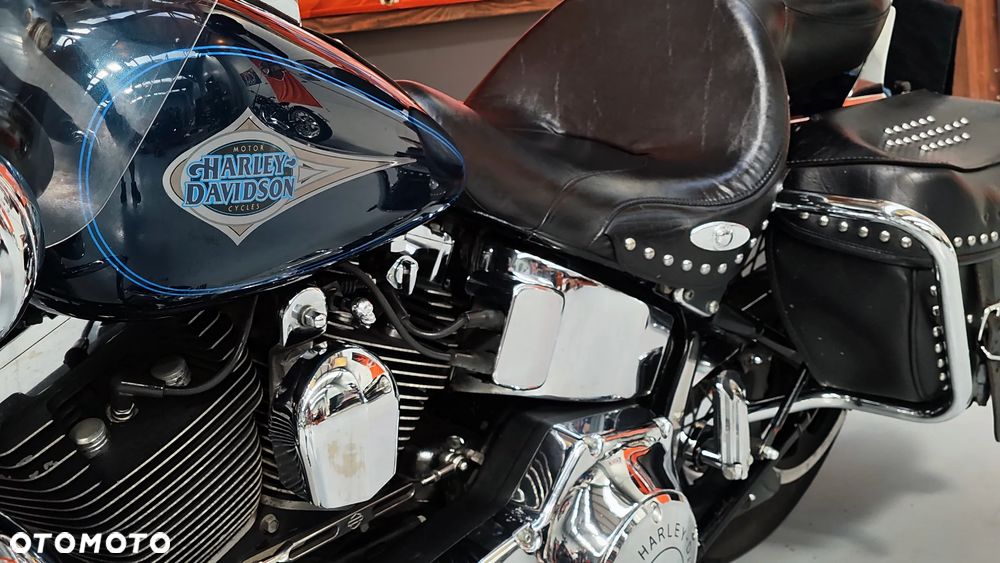 Harley-Davidson Softail Heritage Classic - 18
