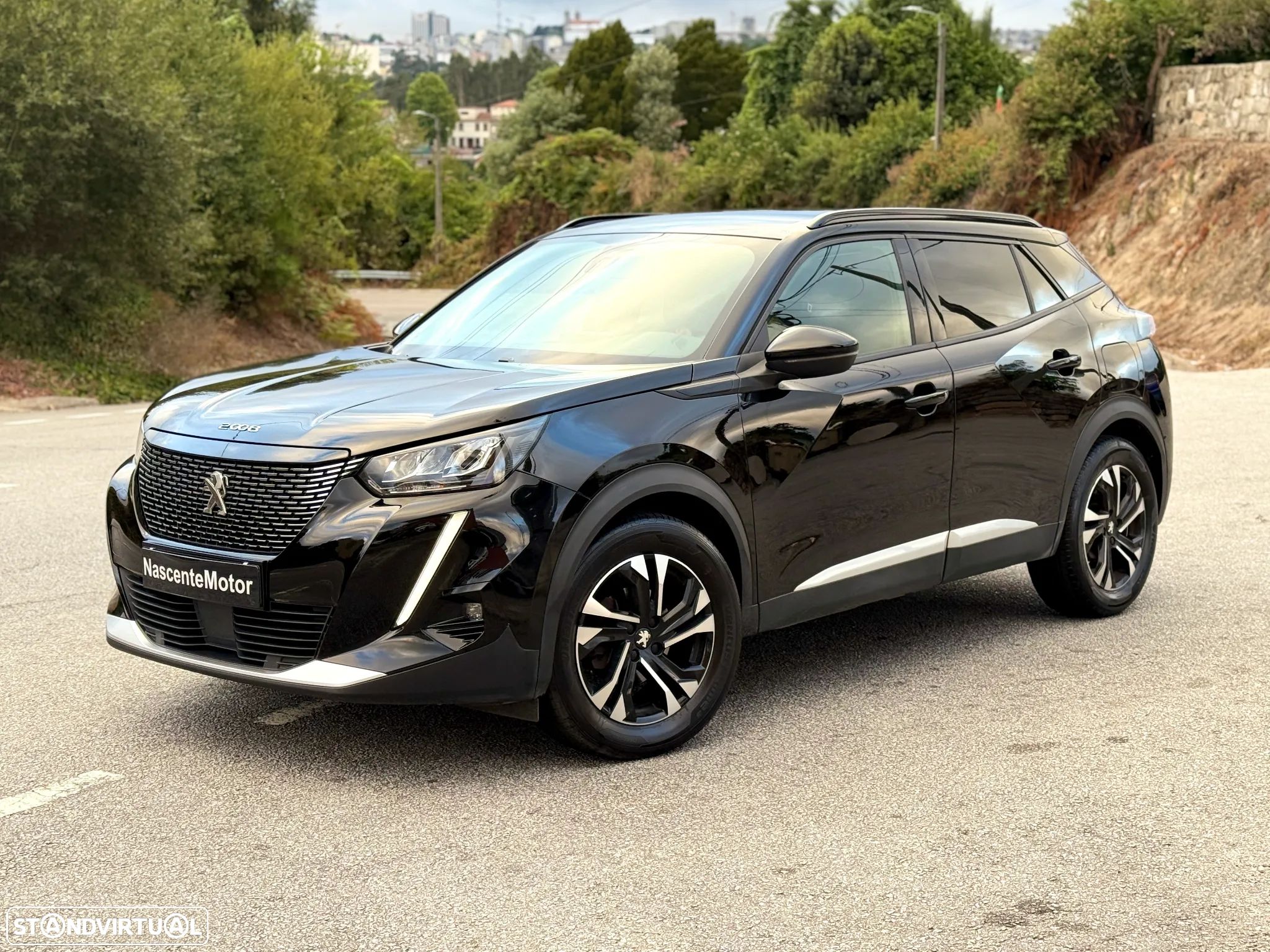 Peugeot 2008 PureTech 130 EAT8 Allure - 1