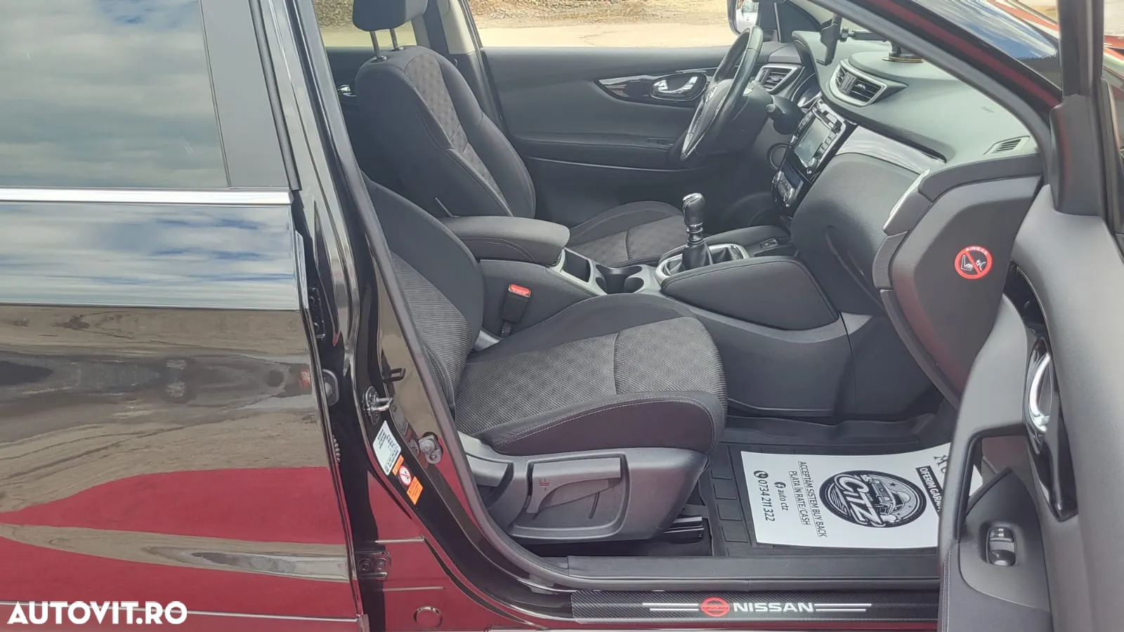 Nissan Qashqai - 25
