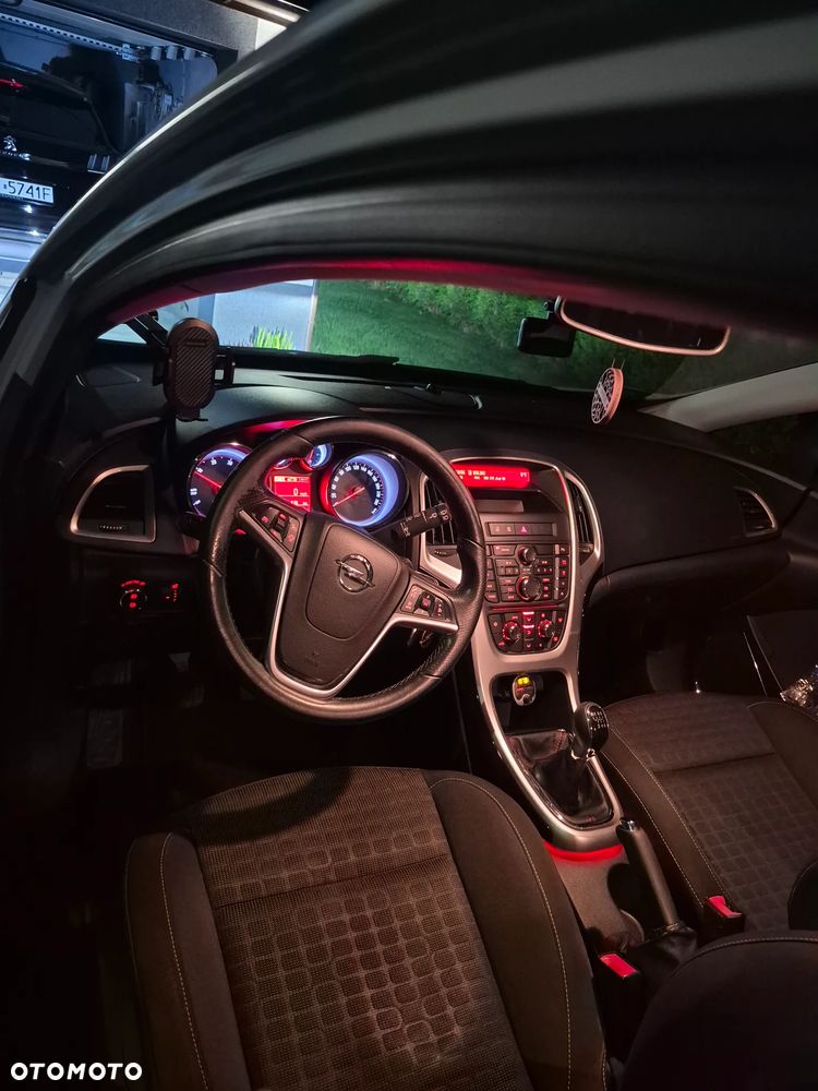 Opel Astra - 18