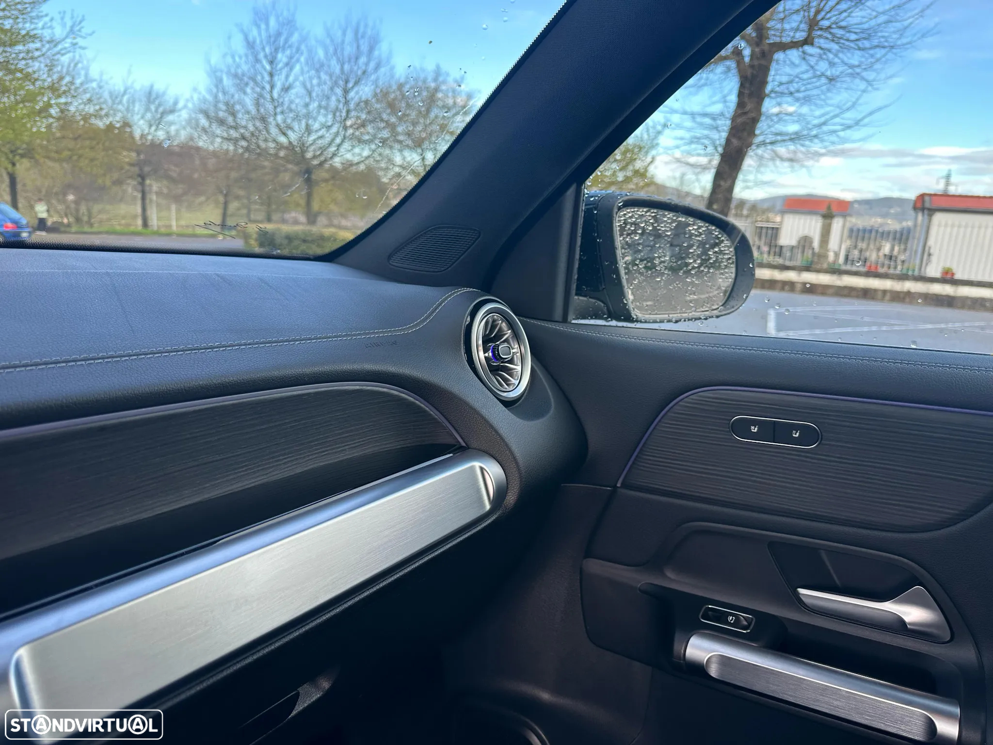 Mercedes-Benz EQB 350 4Matic AMG Line - 27