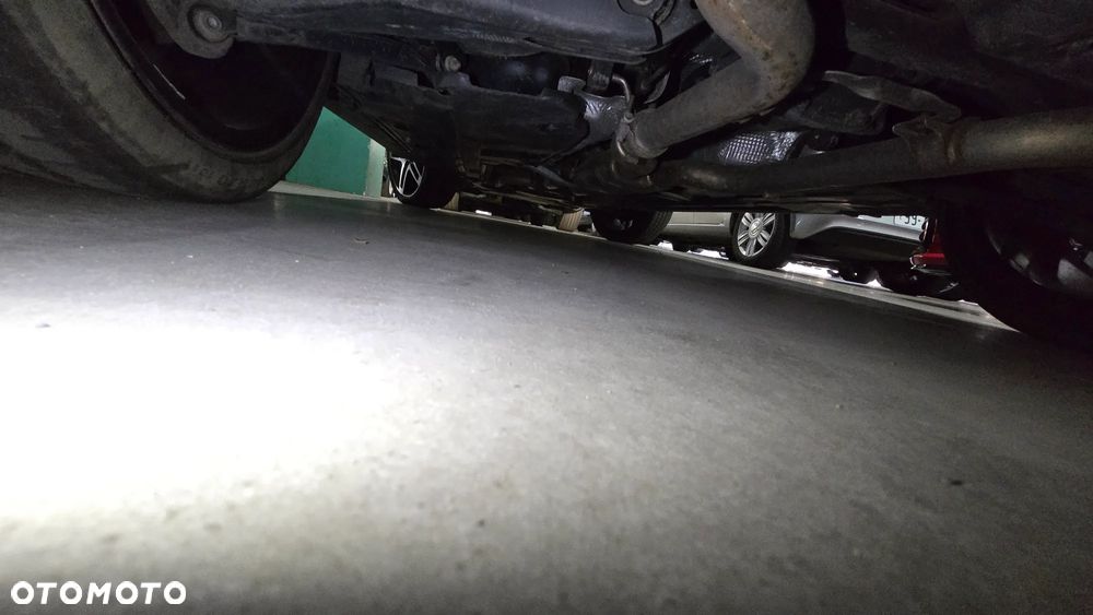 Mercedes-Benz GLK 350 4-Matic - 32