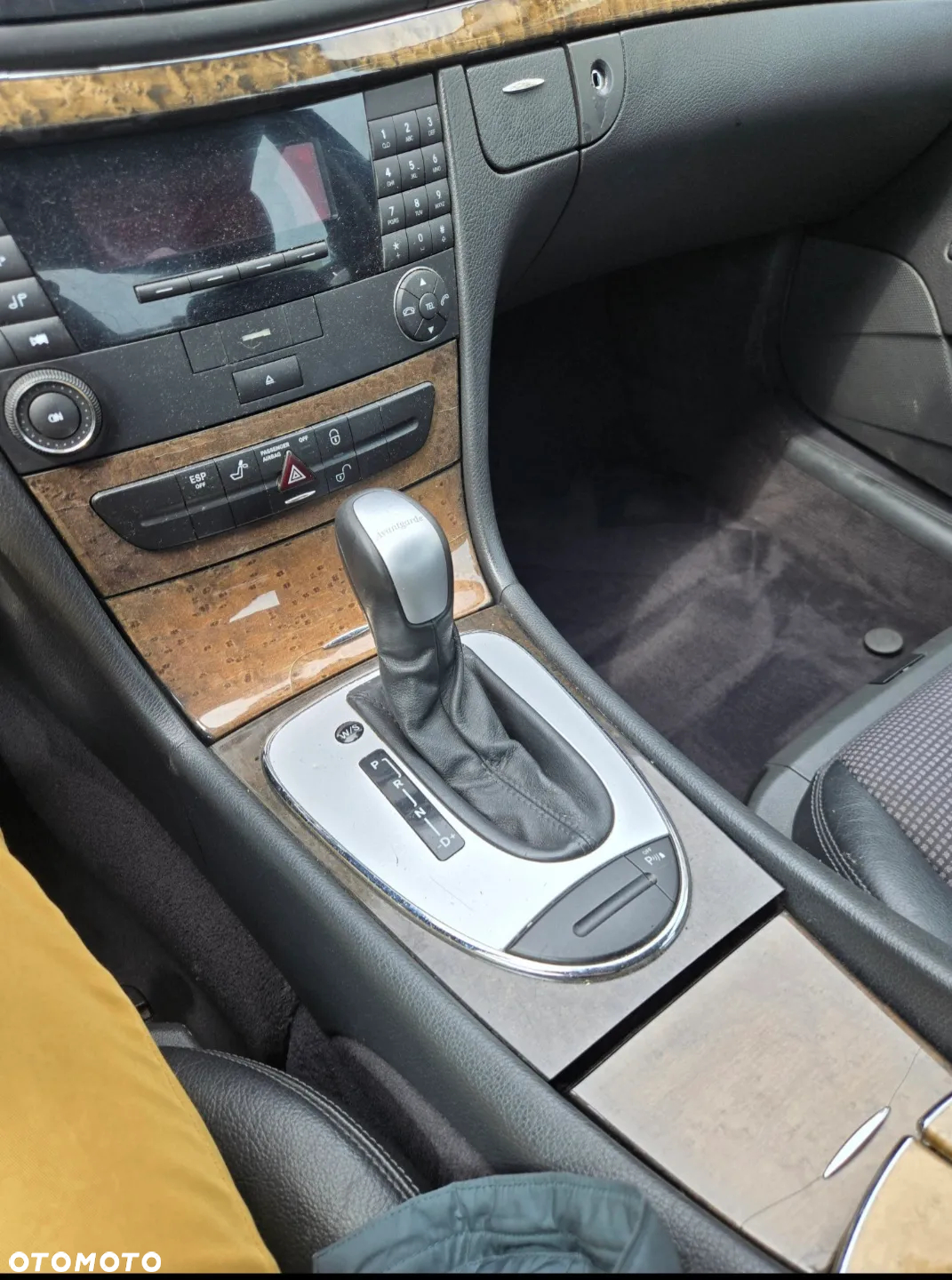 Mercedes-Benz Klasa E - 16