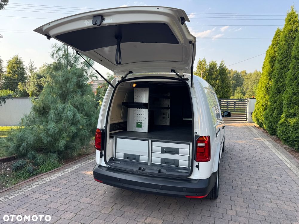 Volkswagen Caddy - 11