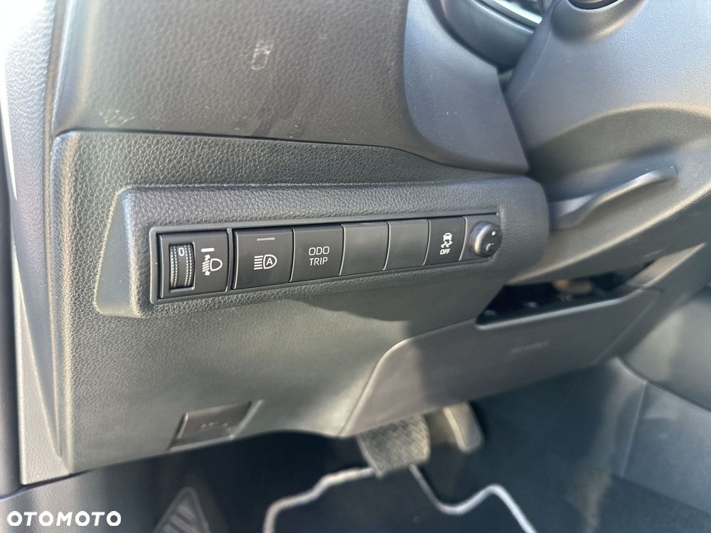 Toyota Corolla 1.8 Hybrid Comfort - 21