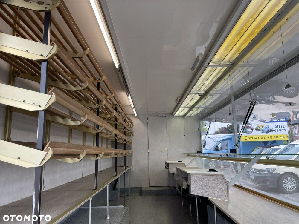 Mercedes-Benz Vario Autosklep pieczywa Gastronomiczny Food Truck Foodtruck sklep bar - 31