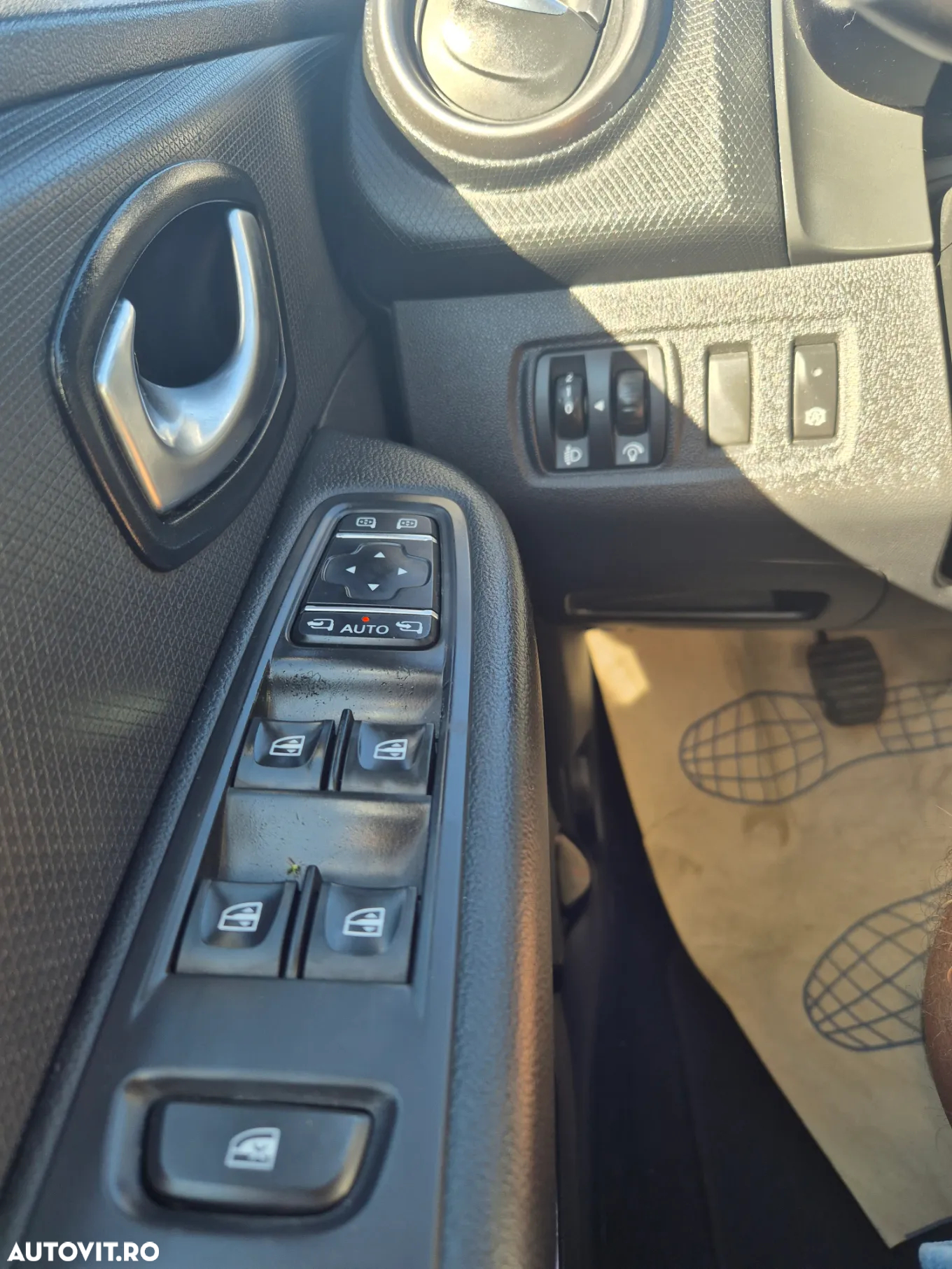 Renault Clio - 14