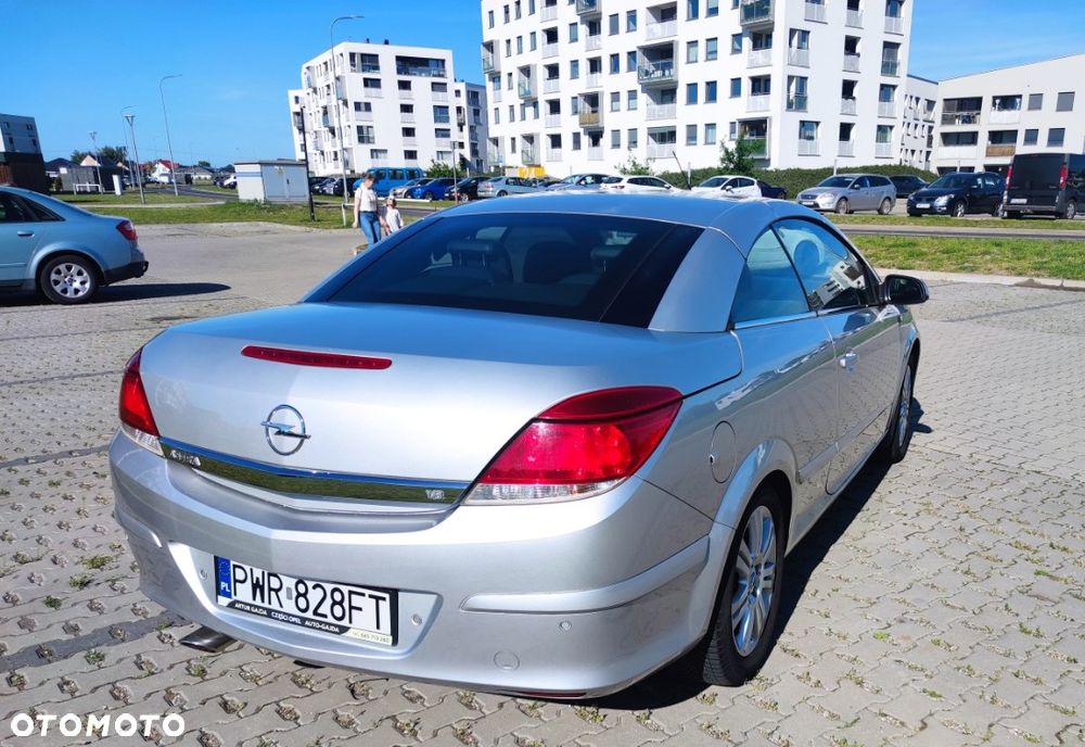 Opel Astra 1.8 Cosmo - 4
