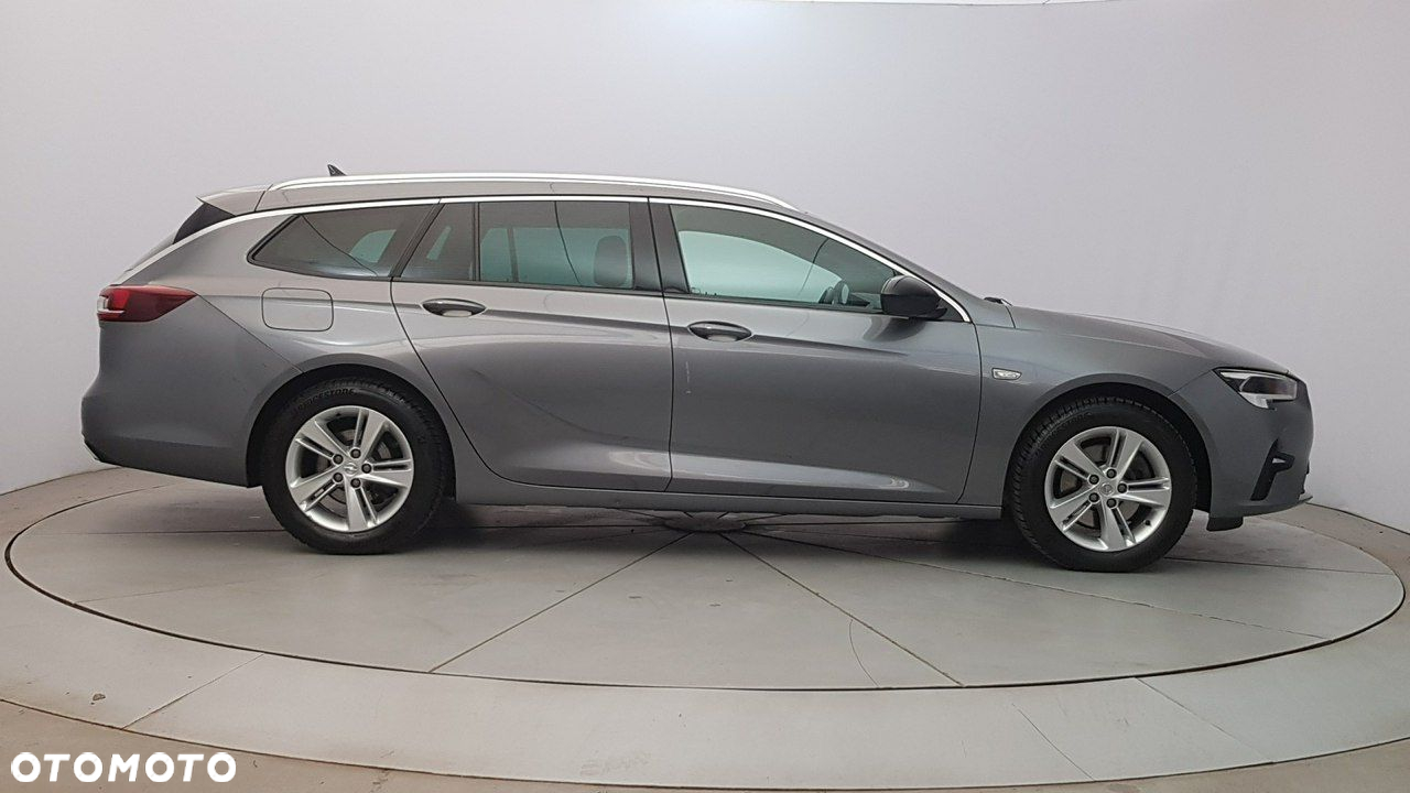 Opel Insignia - 8