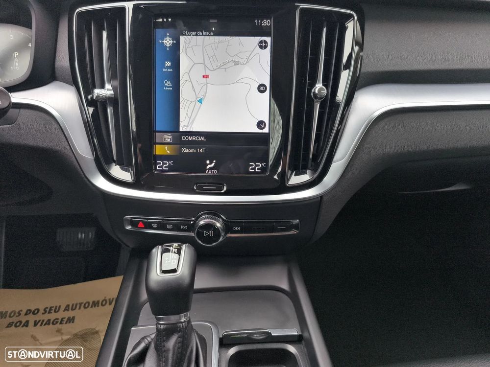 Volvo V60 2.0 D3 Momentum Geartronic - 11