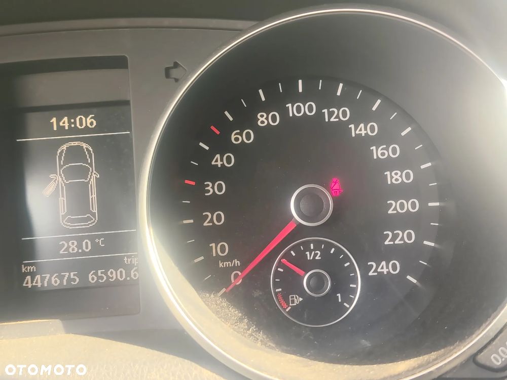 Volkswagen Golf - 15