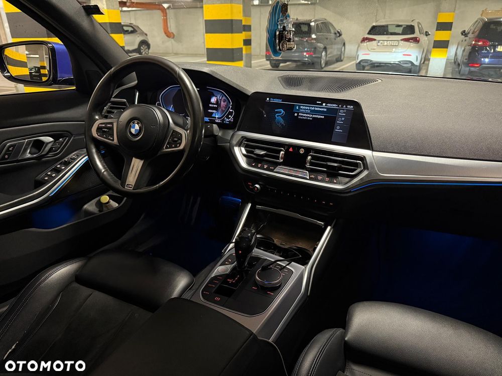 BMW Seria 3 - 12