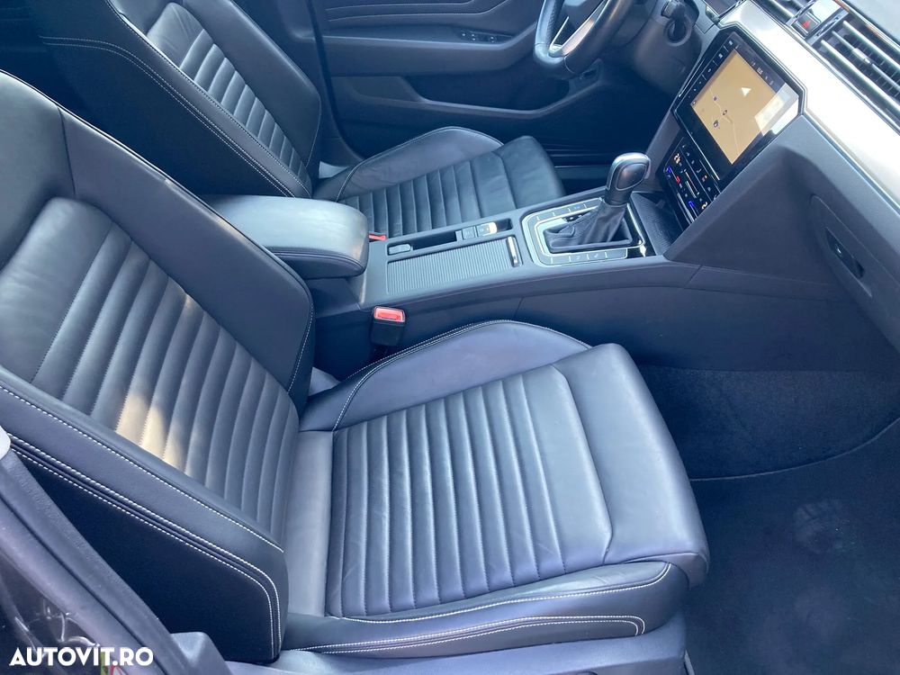 Volkswagen Passat 2.0 TDI SCR DSG Elegance - 10