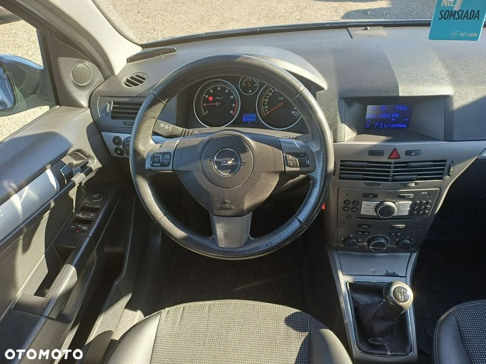 Opel Astra 1.8 Cosmo - 23