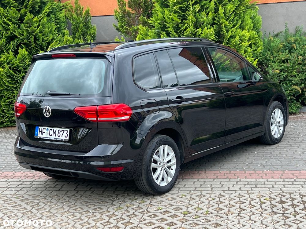 Volkswagen Touran - 7