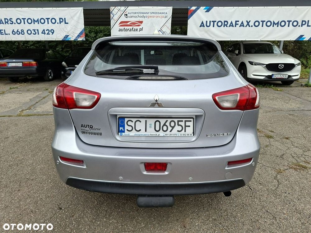 Mitsubishi Lancer - 10