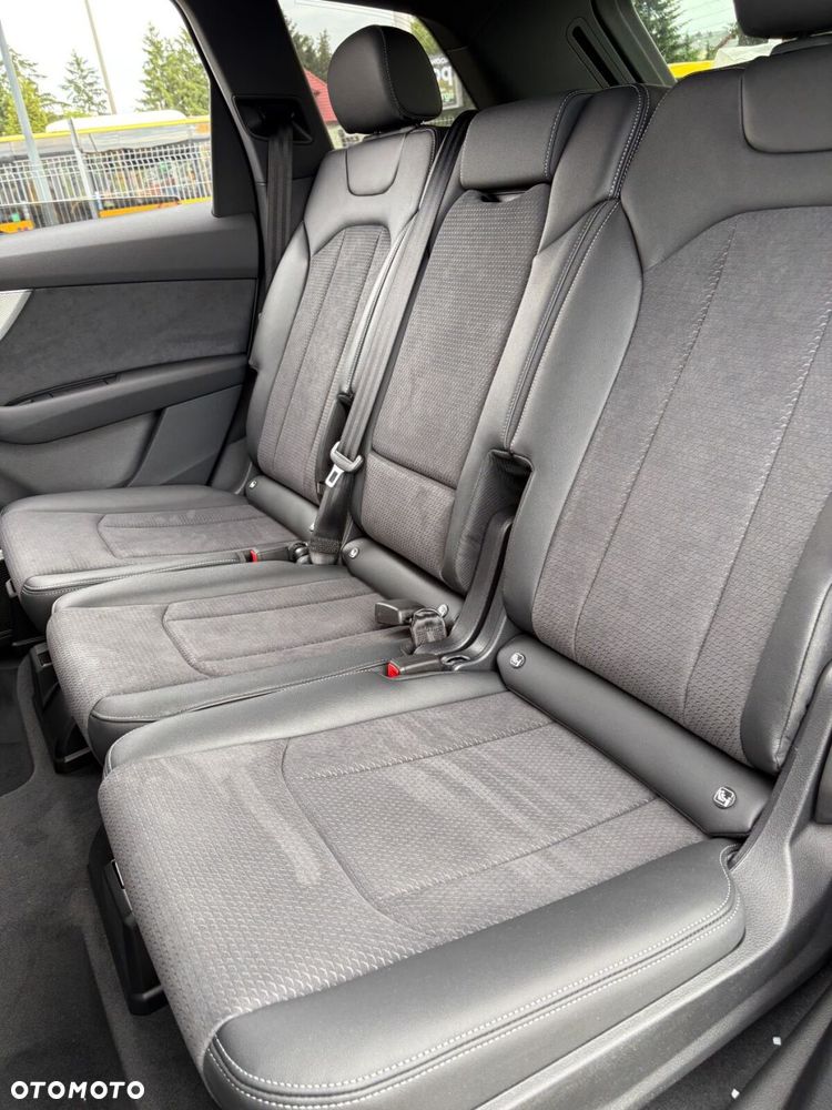 Audi Q7 - 16