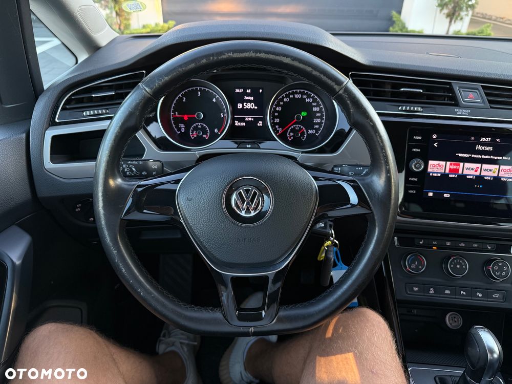 Volkswagen Touran 2.0 TDI SCR DSG Trendline - 19