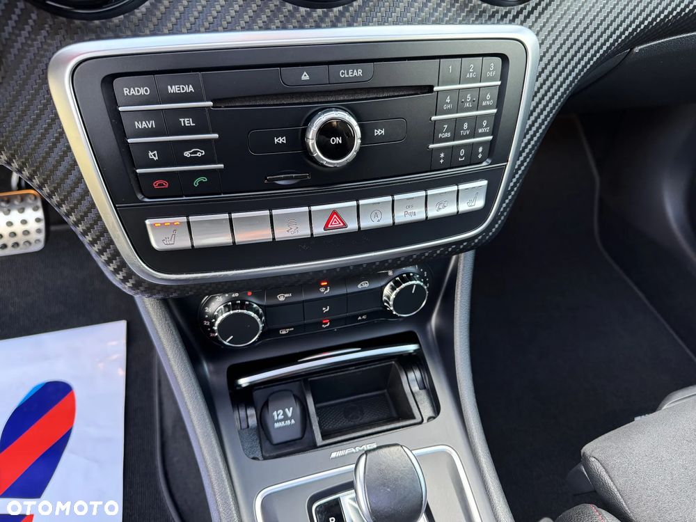 Mercedes-Benz Klasa A AMG 45 4-Matic - 40