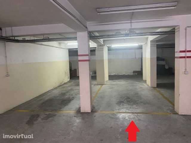 Lugar de garagem duplo (25m2) em Leça da Palmeira - Grande imagem: 3/4