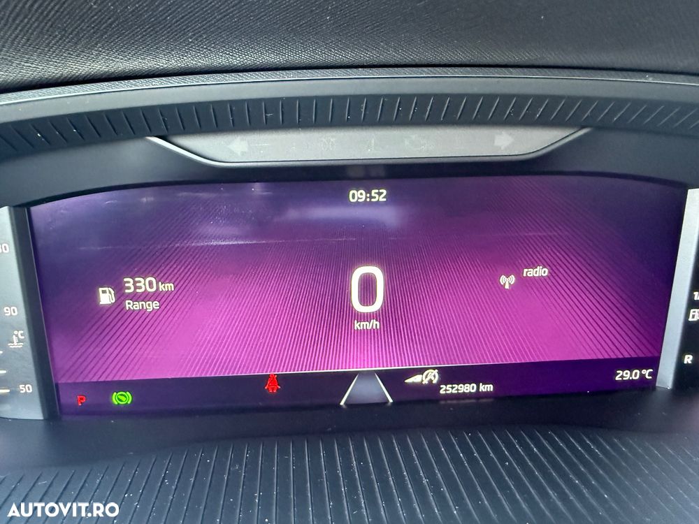 Skoda Octavia 2.0 TDI DSG Exclusive - 29