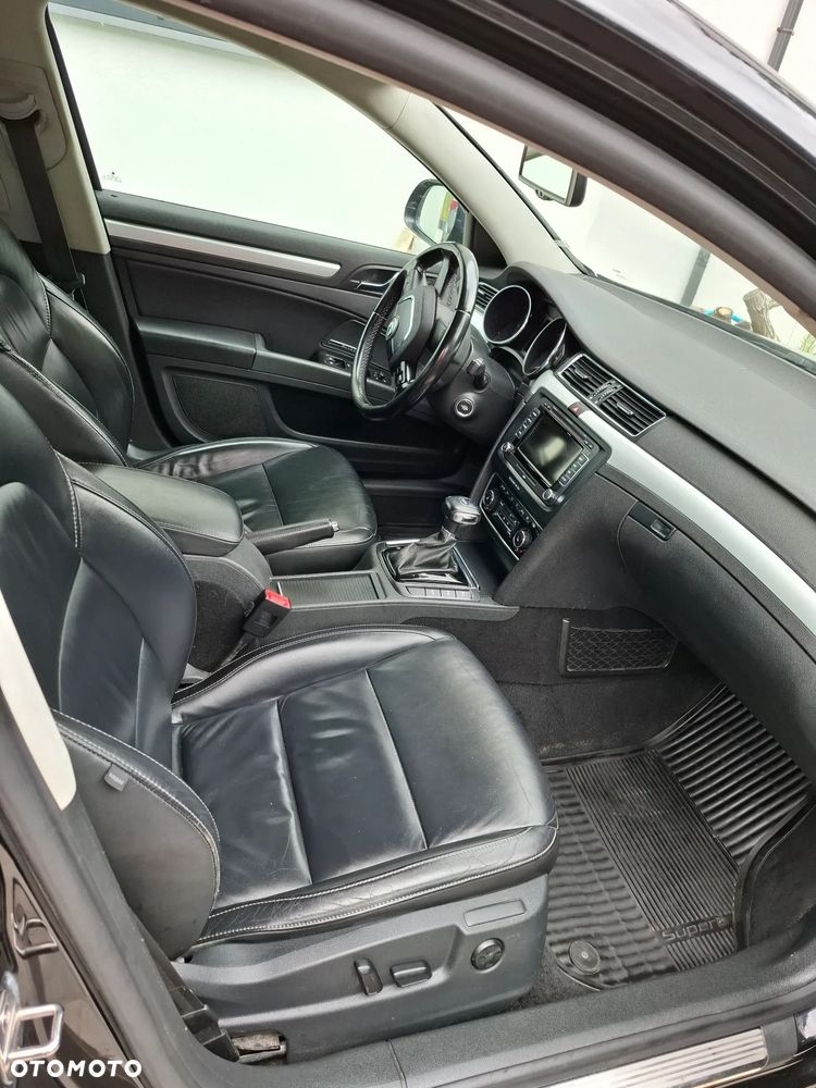 Skoda Superb 2.0 TSI Platinum DSG - 17
