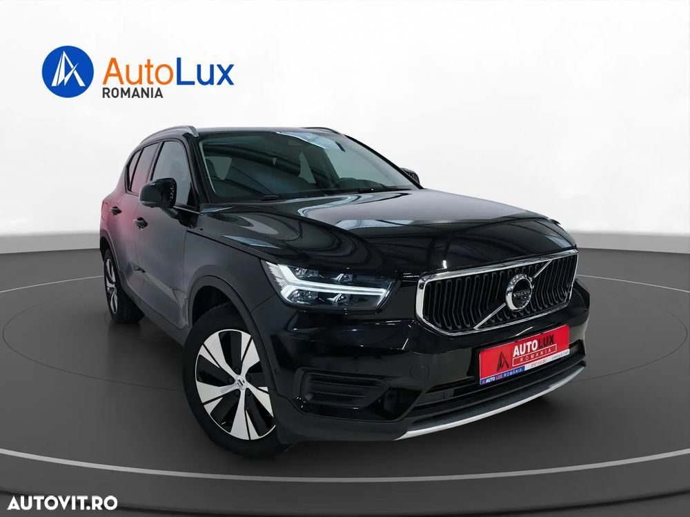 Volvo XC 40 T3 Momentum Pro - 3