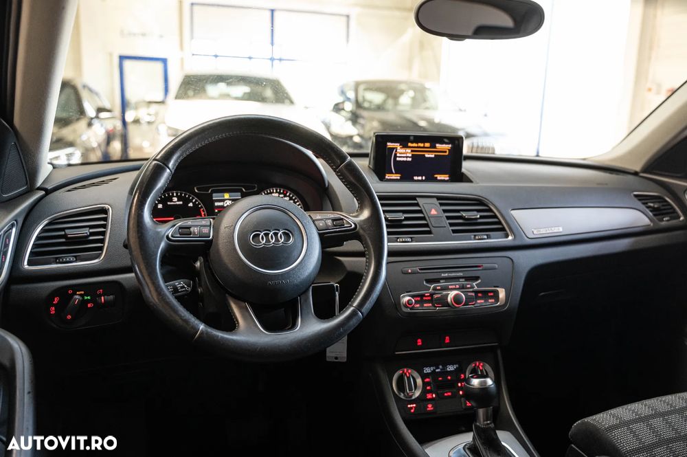 Audi Q3 2.0 TDI Quattro S tronic sport - 6