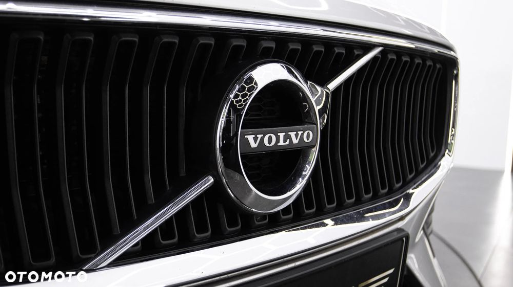 Volvo V60 B4 D Momentum Pro - 12